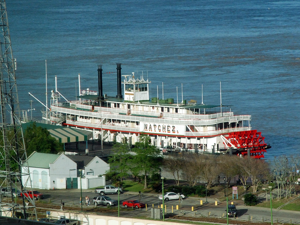 riverboat01.jpg